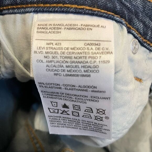 Levi’s High Rise Shorts size 2 - Picture 6 of 6